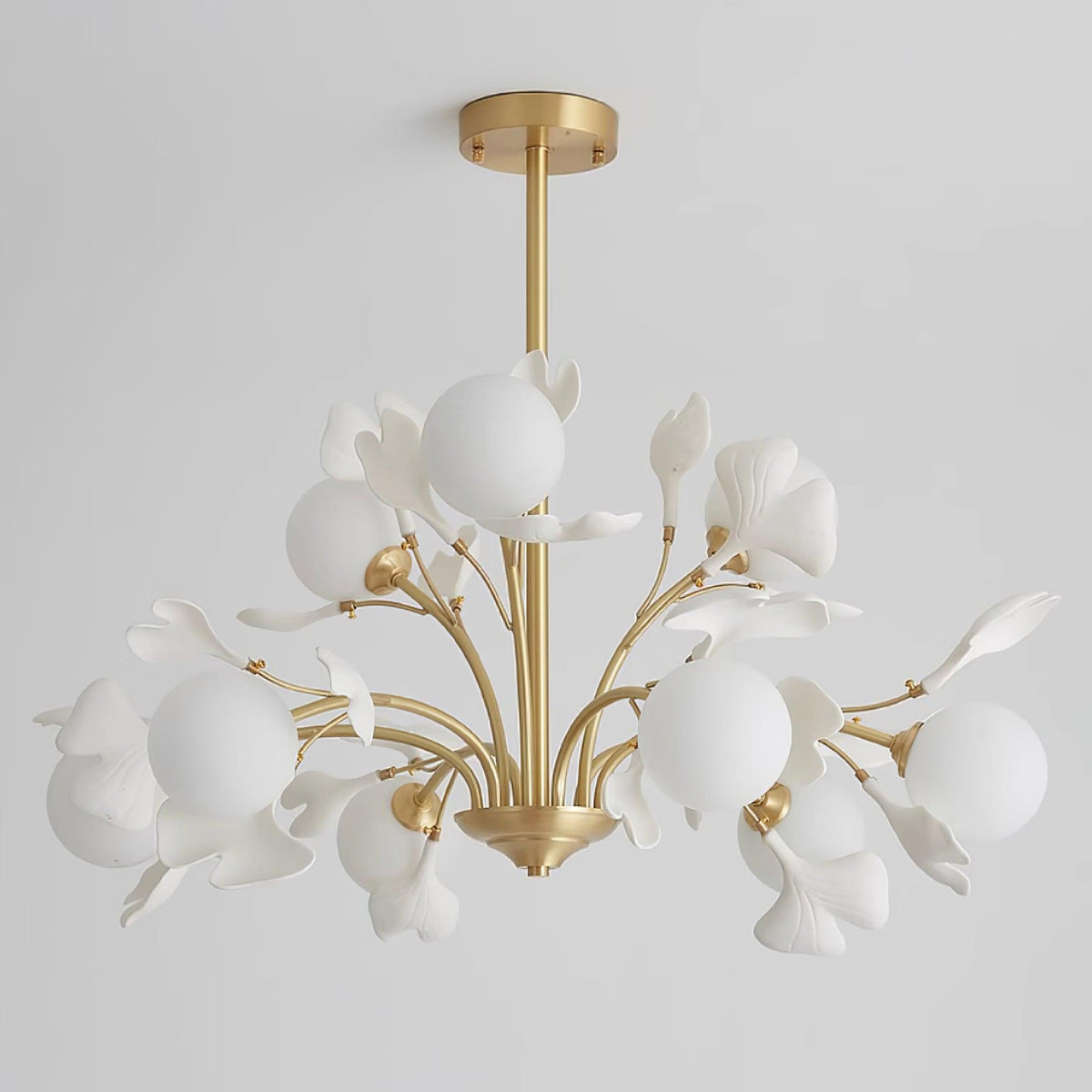 Ginkgo lampadario con globi in vetro Opaco