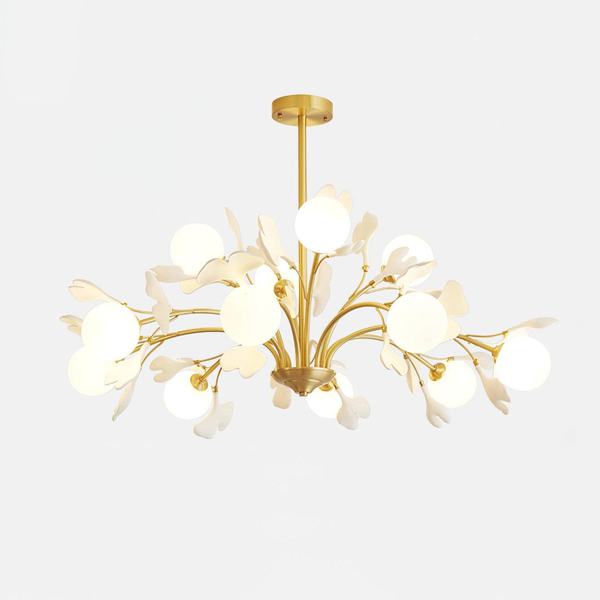 Ginkgo lampadario con globi in vetro Opaco
