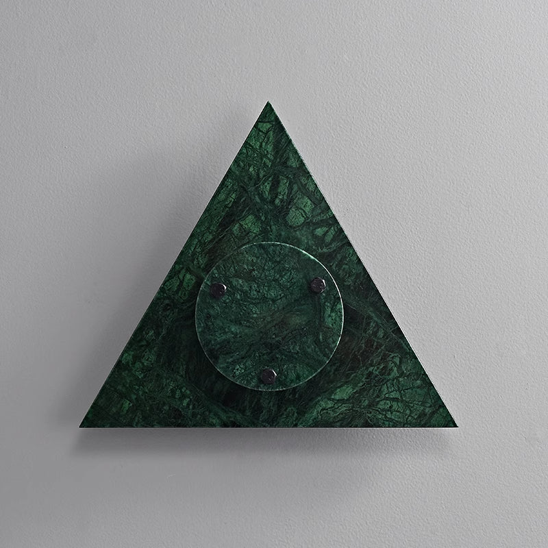 Pyramid lampada da parete in marmo rustico