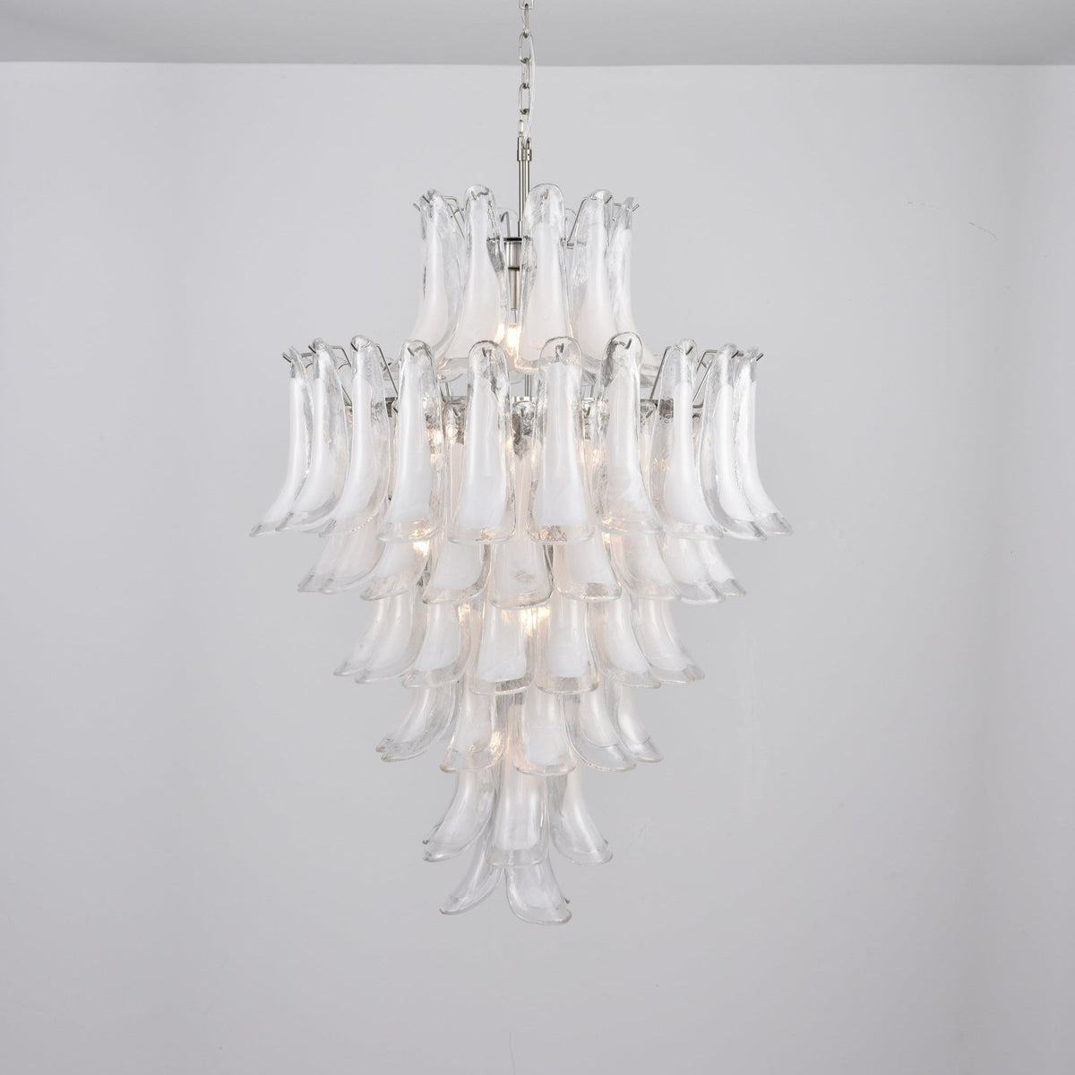 Eirivine lampadario petali in vetro bianco