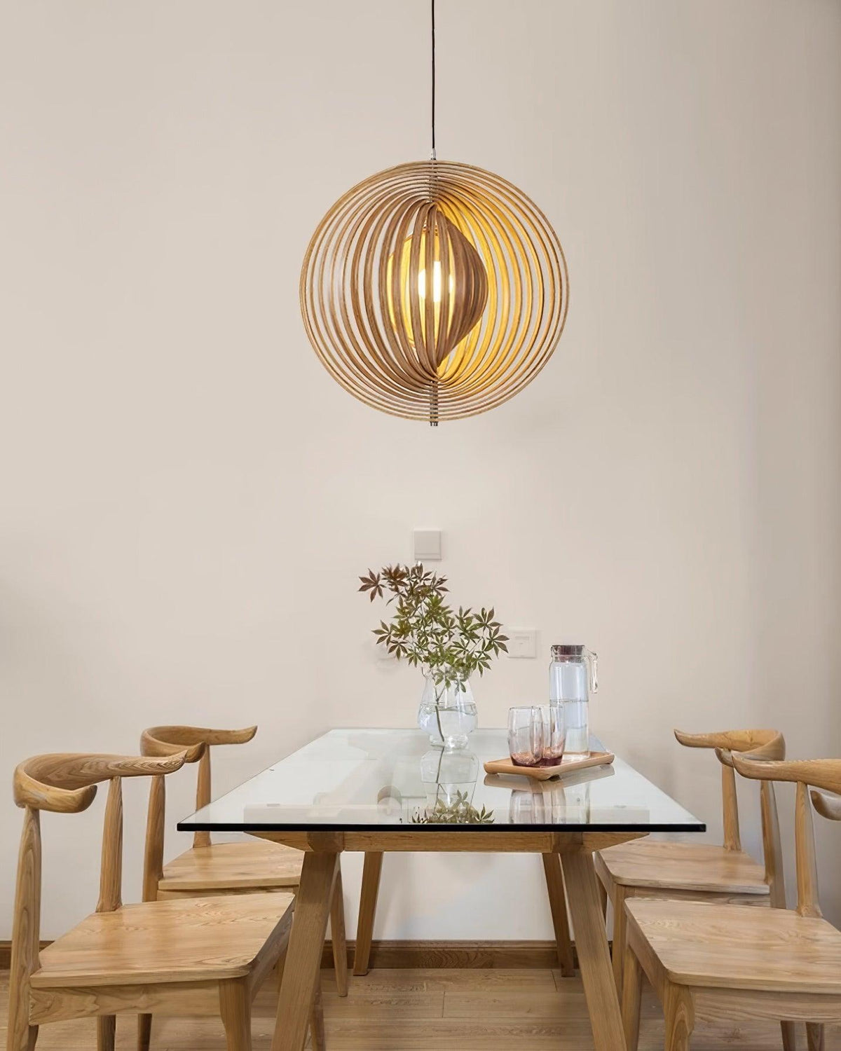Lampada a sospensione legno Anelli sfera organica minimalista Ambiente