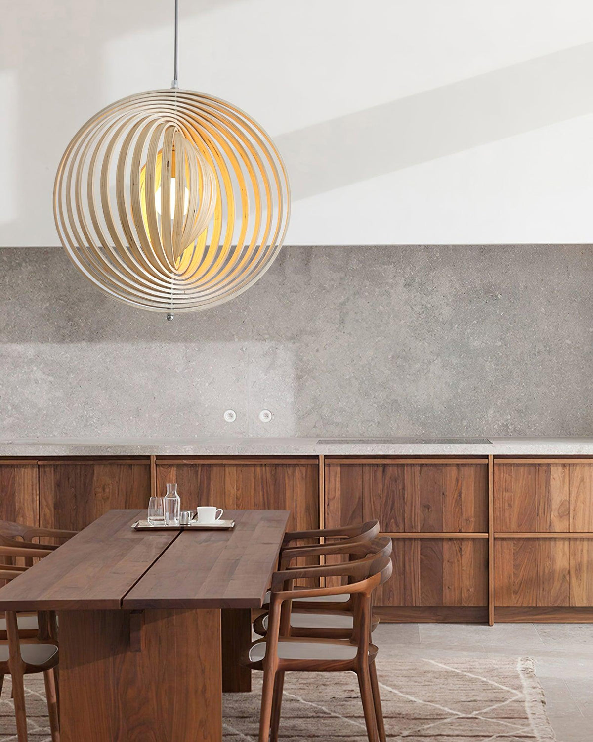 Lampada a sospensione legno Anelli sfera organica minimalista Ambiente