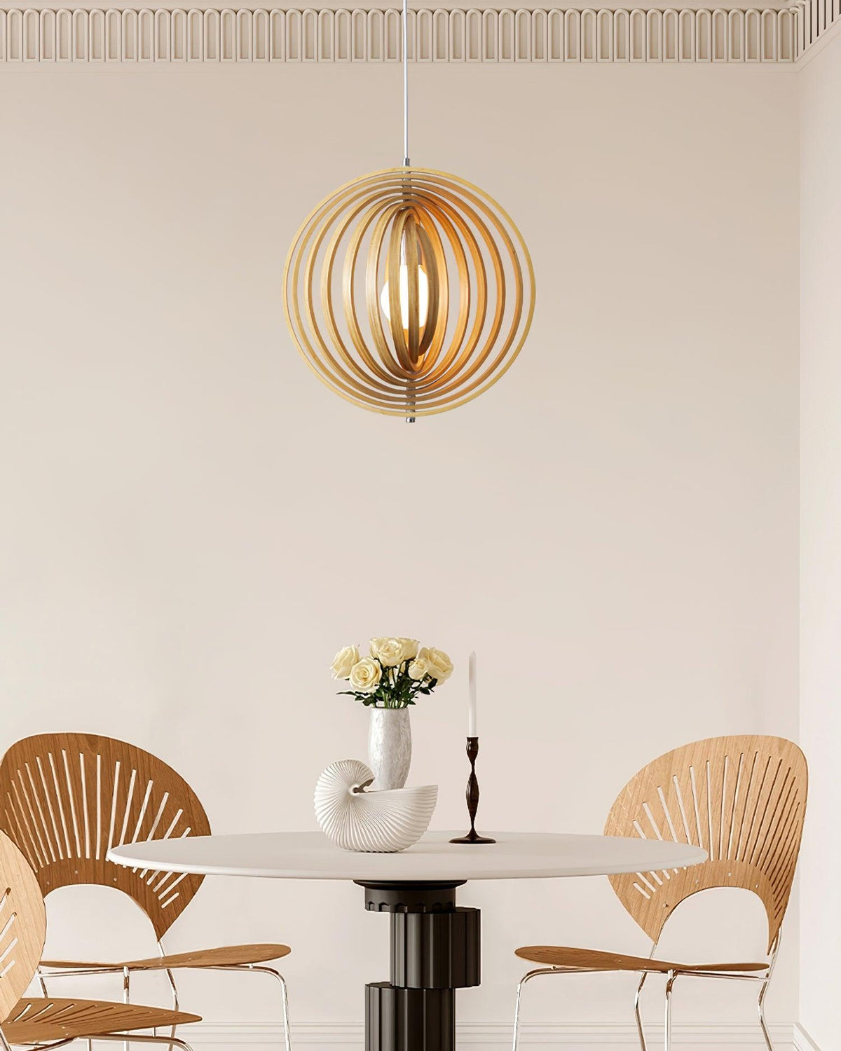 Lampada a sospensione legno Anelli sfera organica minimalista Ambiente