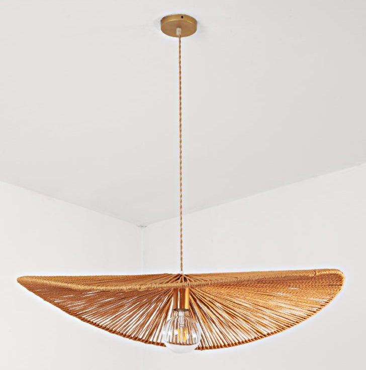 Solyn lampada a sospensione in rattan intrecciato a mano