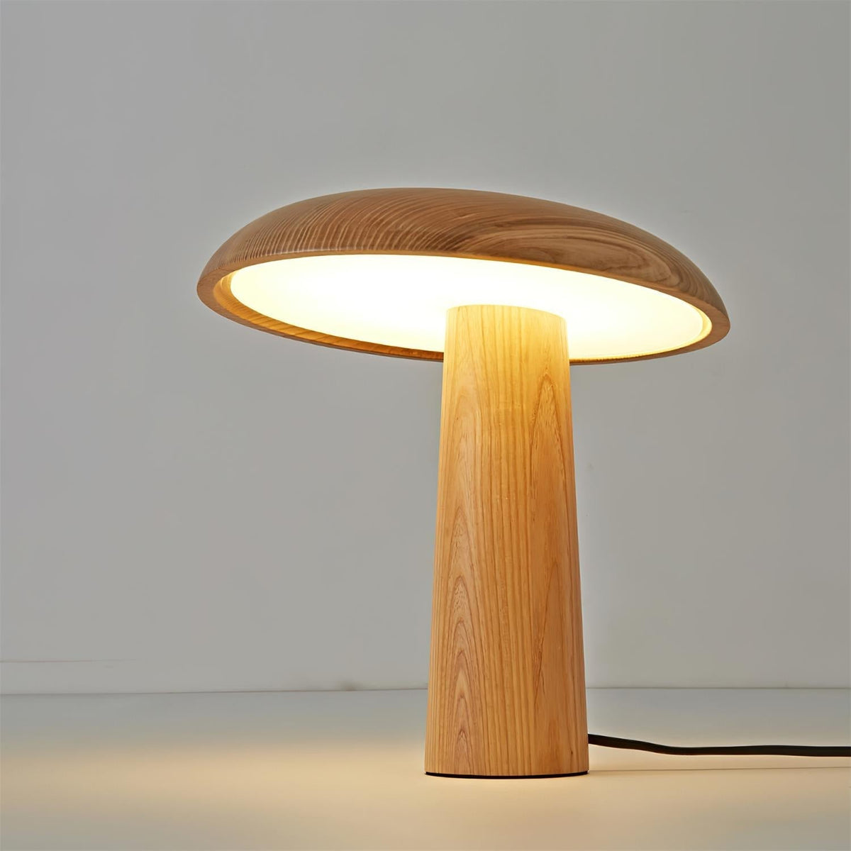 Selelora lampada da tavolo