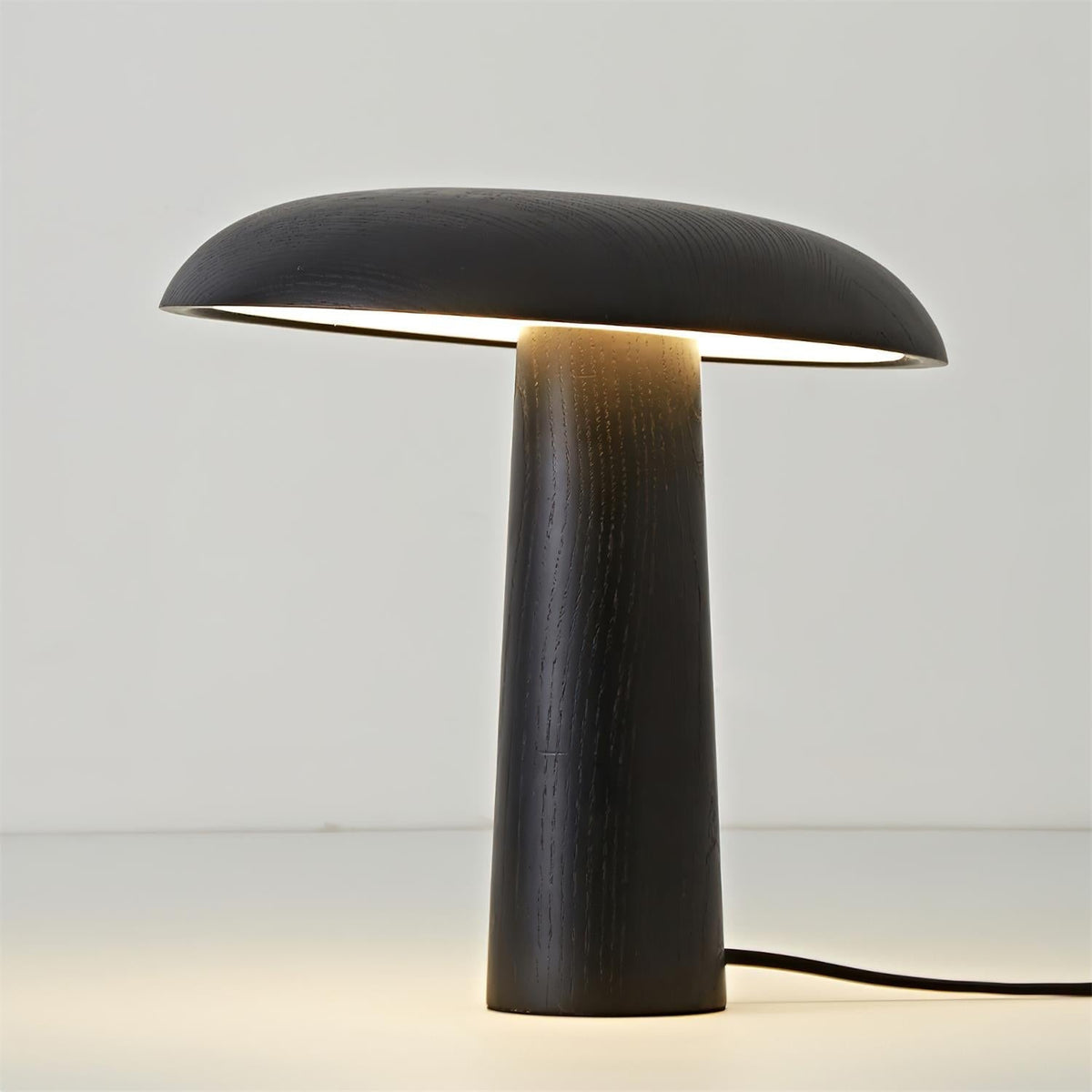 Selelora lampada da tavolo