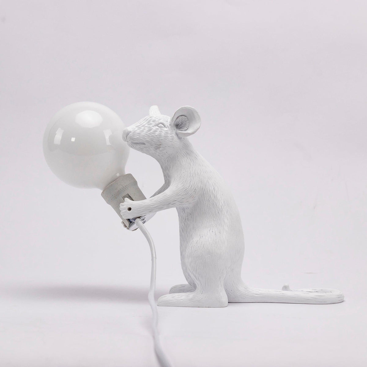 Kalinix lampada da tavolo in resina con Design Whimsical